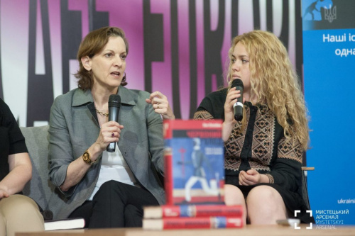 Applebaum: Russia Tries To Undermine Europe From Within